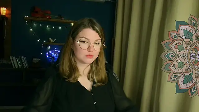 VioletteWay online show from November 3, 4:41 pm