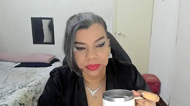 vikyadams online show from March 7, 12:24 pm