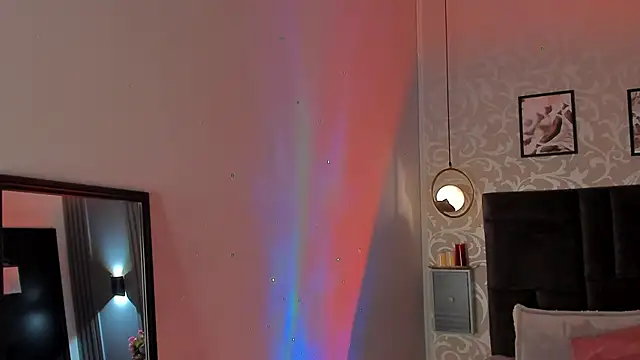 Luna  Ponce online show from February 5, 5:53 pm