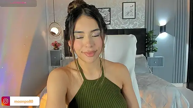 Luna  Ponce online show from March 20, 4:53 pm