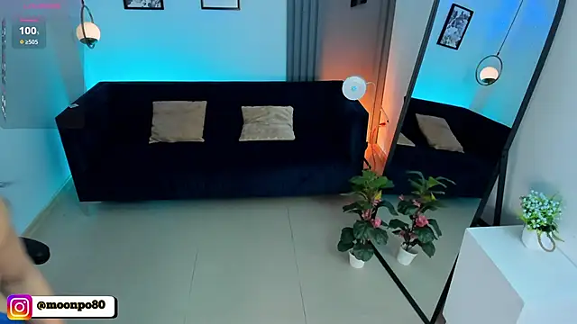 Luna  Ponce online show from February 28, 4:30 pm