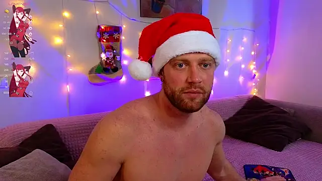 Snapshot of MaxMia chatting on December 28, 7:22 am MaxMia online show from December 28, 7:22 am