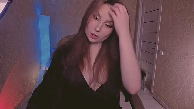 Eesmaaarrr online show from September 24, 11:30 pm