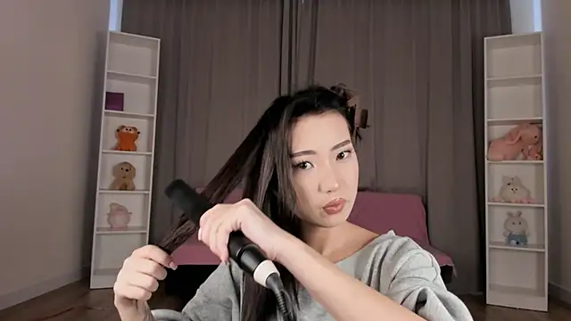 tinki winkii online show from November 5, 6:35 am