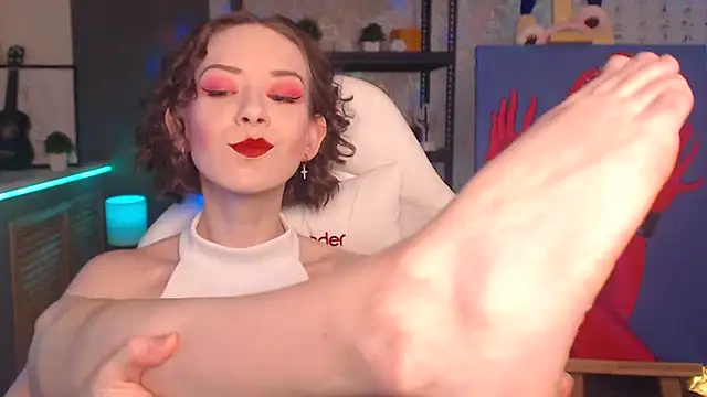 FascinatingEyess online show from February 16, 11:06 am