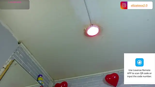 elizatexx online show from March 25, 8:04 pm