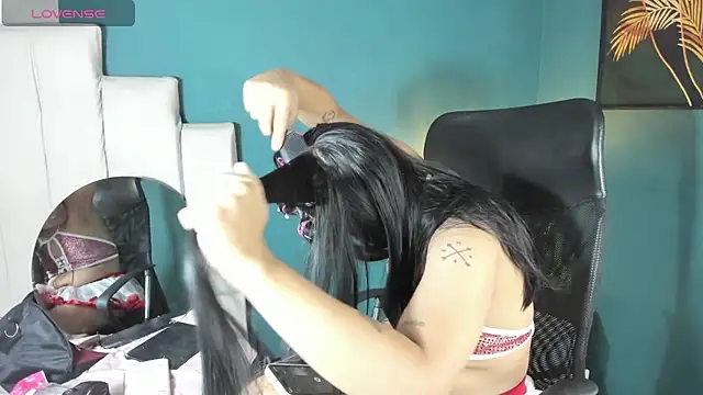 yossi peach cute online show from November 24, 8:08 pm