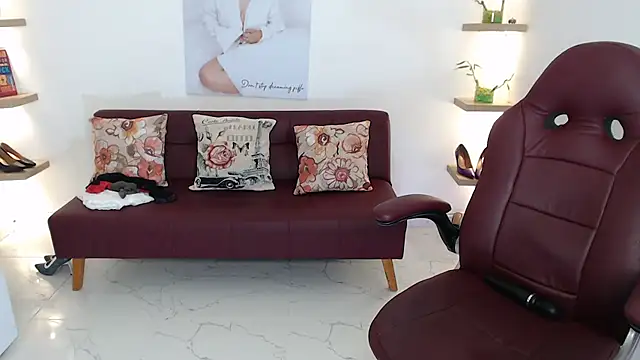 zehra sanem online show from February 8, 4:10 pm