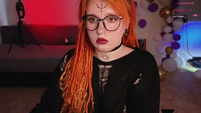 The Full Red Moon online show from October 18, 9:21 am