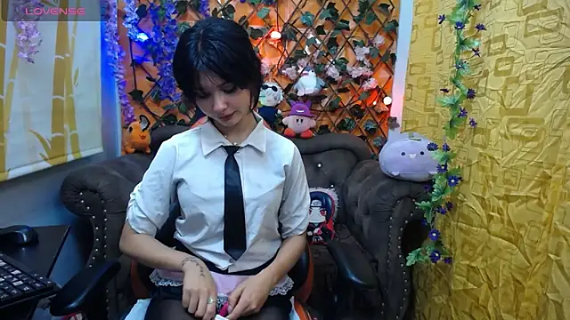Snapshot of ravenn_20 chatting on January 29, 11:30 am ravenn 20 online show from January 29, 11:30 am