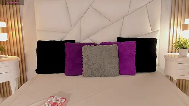 belacampbell online show from October 3, 5:37 am