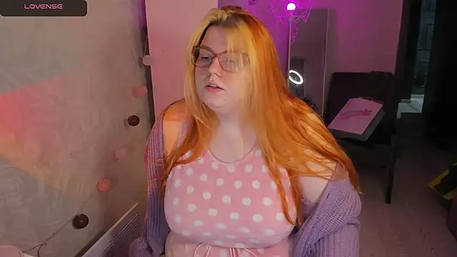 Melissa Purr online show from April 22, 7:59 pm