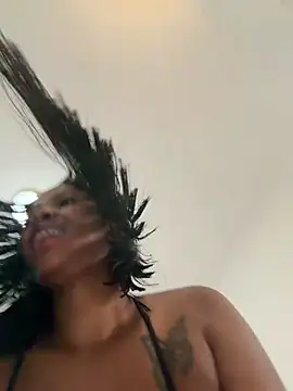 Rose berry online show from March 6, 7:05 am