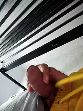 719610 online show from April 8, 2:55 am