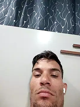 719610 online show from April 9, 2:33 am