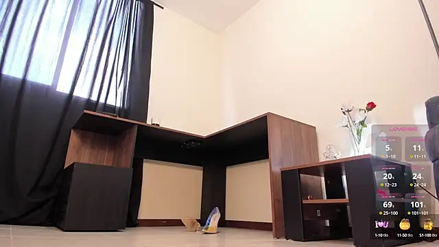 missmabelle online show from March 20, 5:15 pm