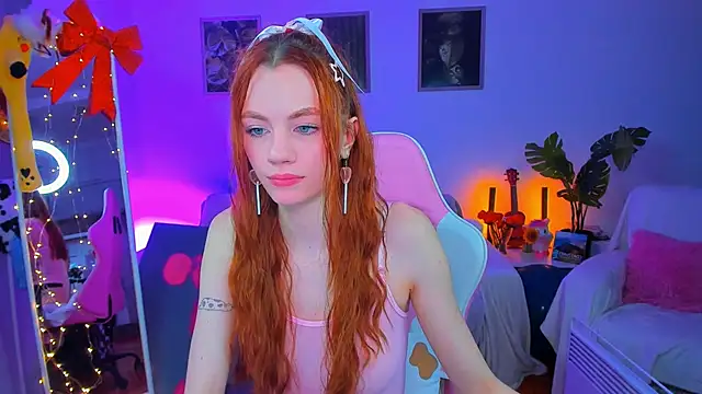 Alyssa Smitt online show from January 27, 2:20 am