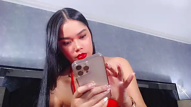 JasmineMoore online show from December 19, 10:10 pm