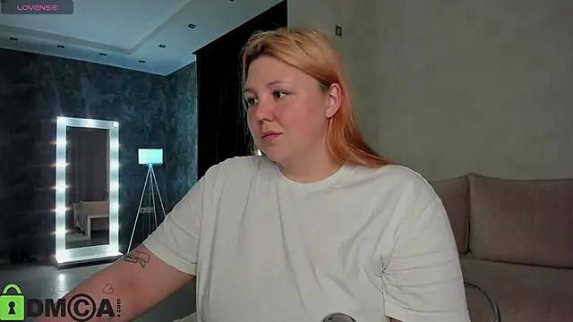 Ruth Oliver online show from September 28, 12:05 am