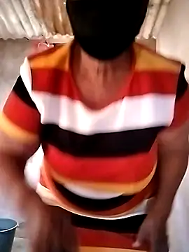 Snapshot of naughtygrannyXXX chatting on December 25, 4:00 pm naughtygrannyXXX online show from December 25, 4:00 pm