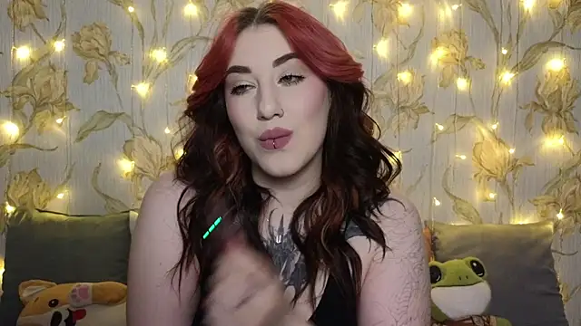 Kimpossible1 online show from December 13, 11:23 am