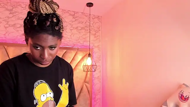 Snapshot of Queen_perla_ chatting on January 30, 12:07 am Queen perla online show from January 30, 12:07 am