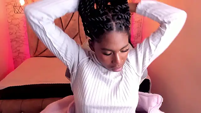 Snapshot of Queen_perla_ chatting on March 5, 4:02 pm Queen perla online show from March 5, 4:02 pm