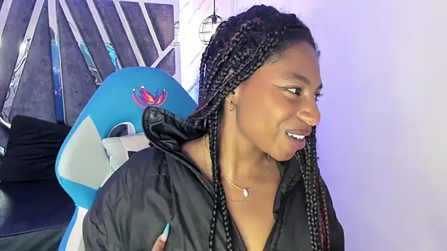 Snapshot of Queen_perla_ chatting on September 12, 5:57 pm Queen perla online show from September 12, 5:57 pm