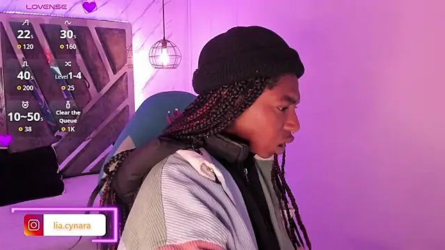 Snapshot of Queen_perla_ chatting on September 16, 11:33 am Queen perla online show from September 16, 11:33 am