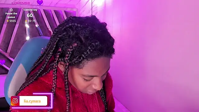 Snapshot of Queen_perla_ chatting on October 3, 12:02 pm Queen perla online show from October 3, 12:02 pm