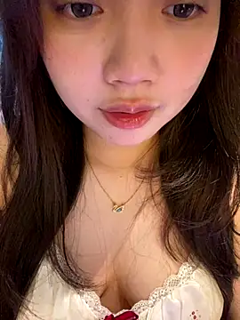 Hotellinh12 online show from October 2, 4:25 pm