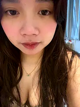 Hotellinh12 online show from October 28, 5:15 pm