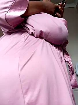 Chubbykarisma27 online show from March 12, 8:30 am