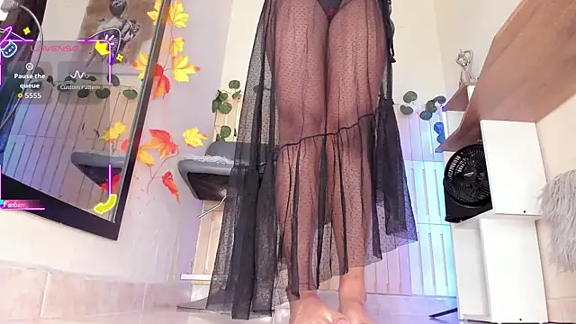 thais dreams online show from March 18, 1:03 pm