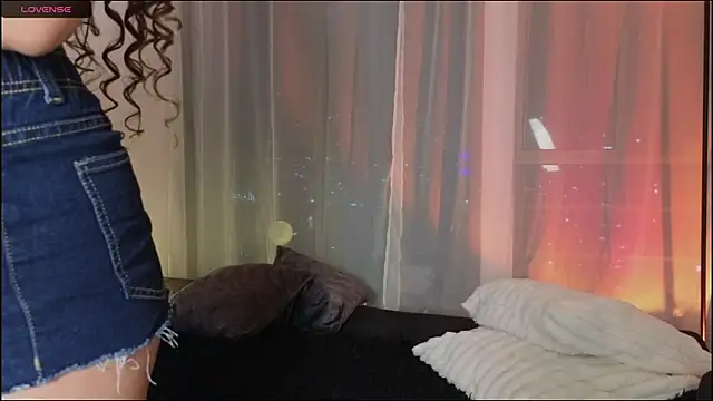 Snapshot of mssjulia chatting on April 23, 11:51 pm mssjulia online show from April 23, 11:51 pm