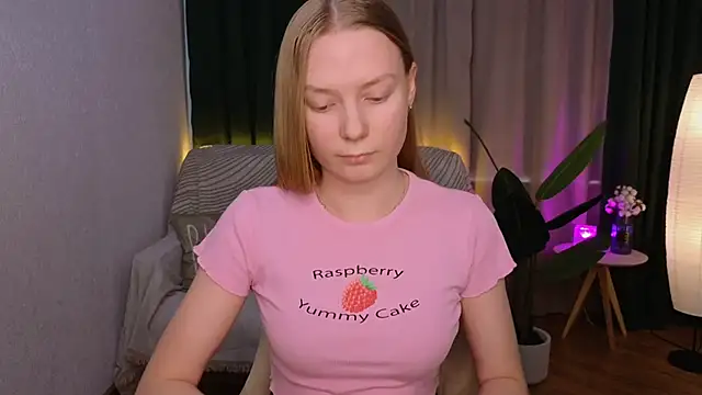 CarolynCohen   online show from February 21, 8:18 am