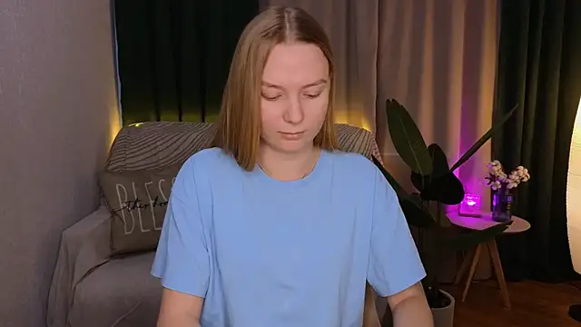 CarolynCohen   online show from March 9, 5:00 am