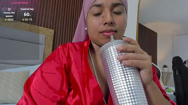 Snapshot of hurrem_had chatting on September 24, 6:55 pm hurrem had online show from September 24, 6:55 pm