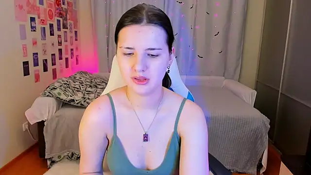 Snapshot of Vanessa_Verona chatting on January 7, 9:14 pm Vanessa Verona online show from January 7, 9:14 pm