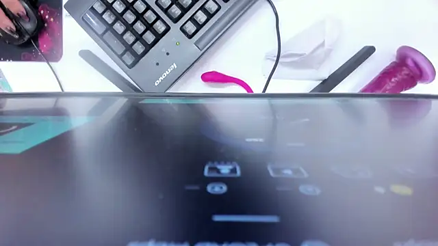 GiaFox  online show from December 17, 1:28 pm