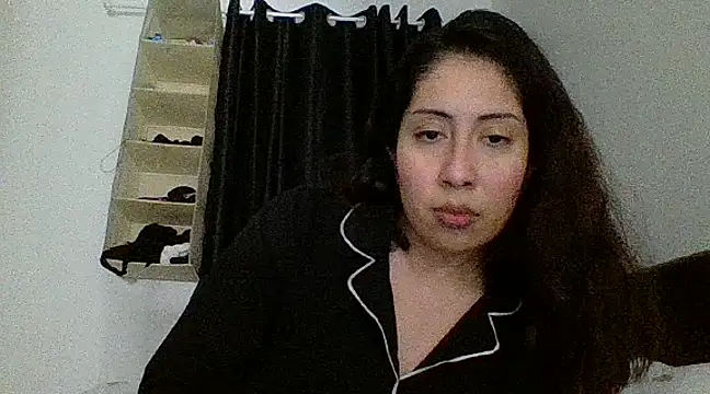 Snapshot of LorenaAnderson chatting on February 6, 2:44 am LorenaAnderson online show from February 6, 2:44 am