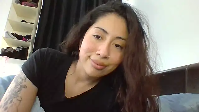 Snapshot of LorenaAnderson chatting on February 17, 10:14 pm LorenaAnderson online show from February 17, 10:14 pm