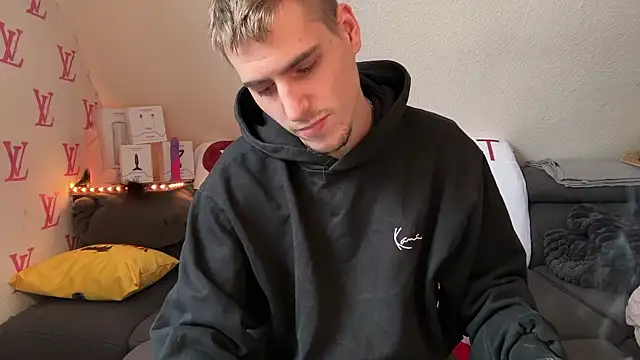 Cookieboy88 online show from January 9, 2:09 pm