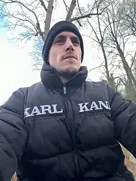 Snapshot of Cookieboy88 chatting on February 25, 11:53 am Cookieboy88 online show from February 25, 11:53 am