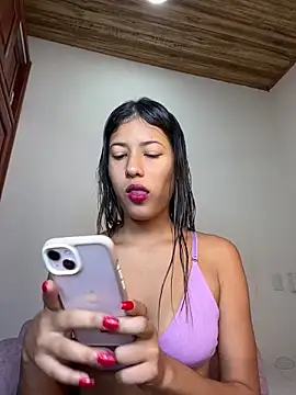 Valentinabaker online show from February 5, 9:04 am