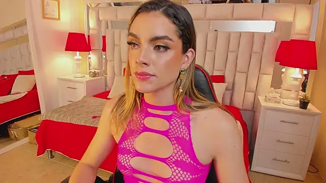 mariiahneedles online show from January 16, 6:46 am