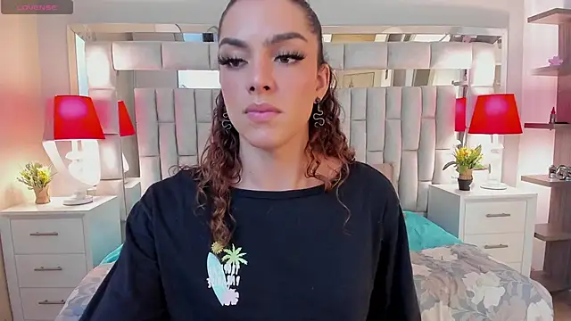 mariiahneedles online show from October 8, 10:51 pm