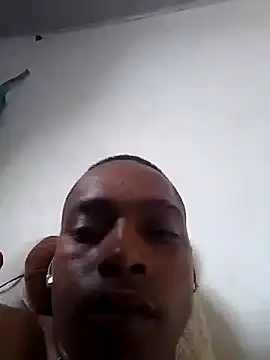 Snapshot of spicycouplex chatting on October 19, 9:04 pm spicycouplex online show from October 19, 9:04 pm