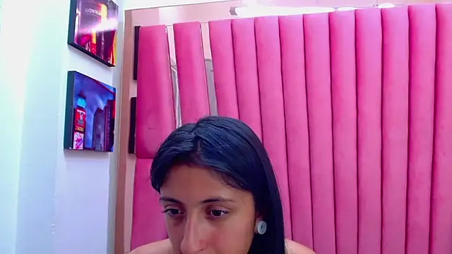 Cameron cutte online show from January 18, 7:17 am