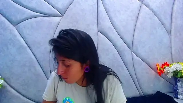 Cameron cutte online show from February 2, 2:48 am